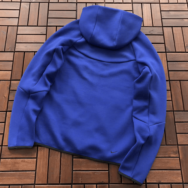 Conjunto Tech Fleece 2025 3