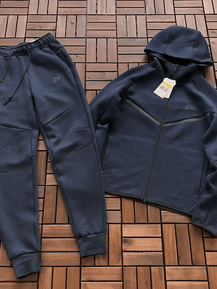 Conjunto Tech Fleece 2025  