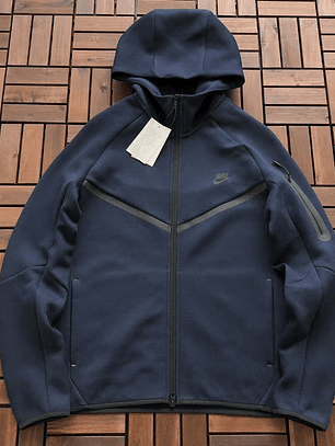 Conjunto Tech Fleece 2025  