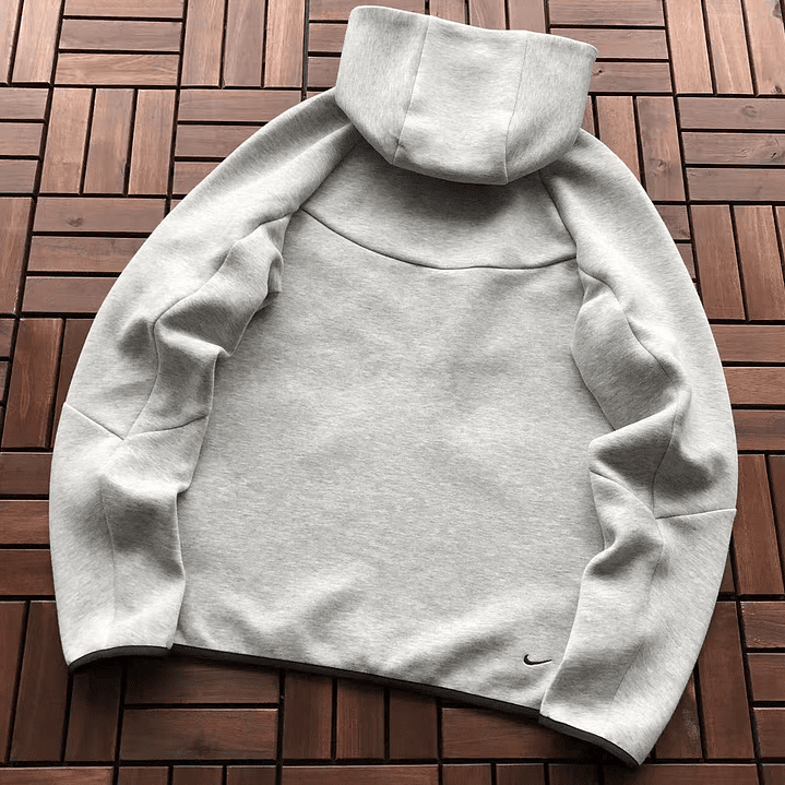 Conjunto Tech Fleece 2025    3