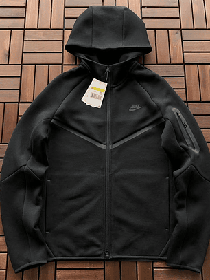 Conjunto Tech Fleece 2025  