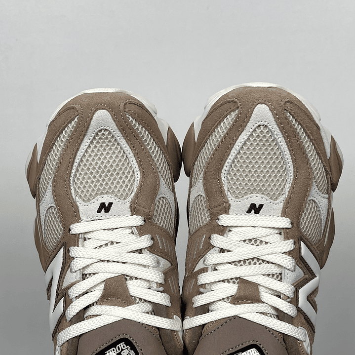 9060 Sparrow Flat Taupe 3