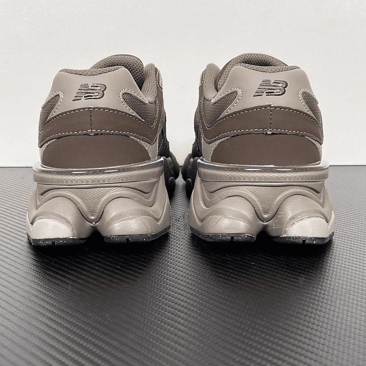 9060 Mushroom Brown 4