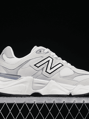 9060 Sea Salt & Raincloud