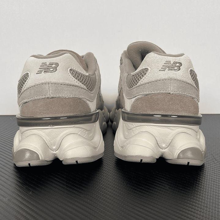 9060 Brown & Beige 4