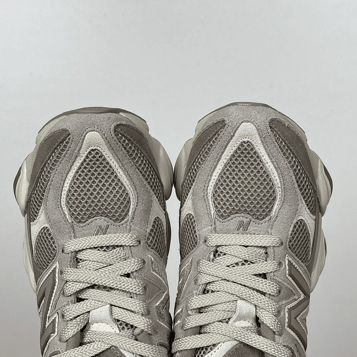 9060 Brown & Beige 5