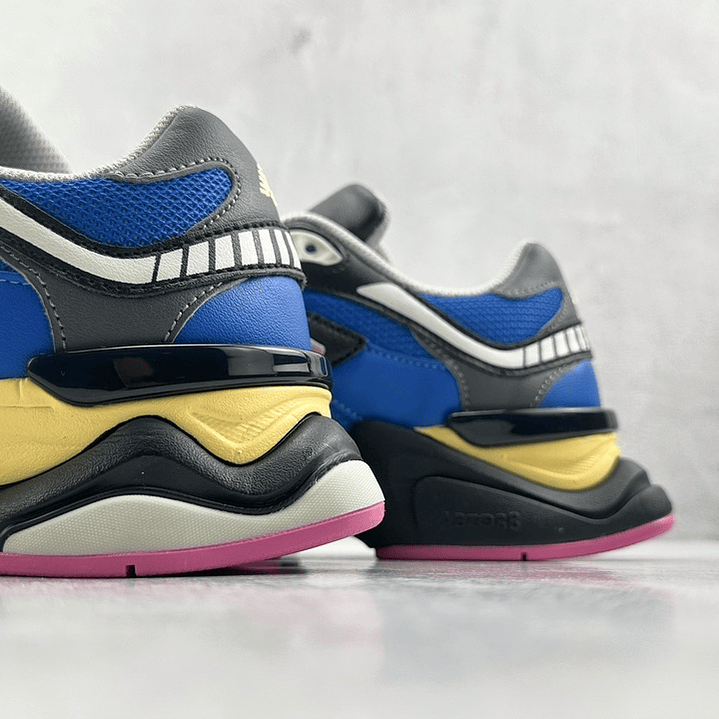 9060 Blue Oasis & Real Pink 4