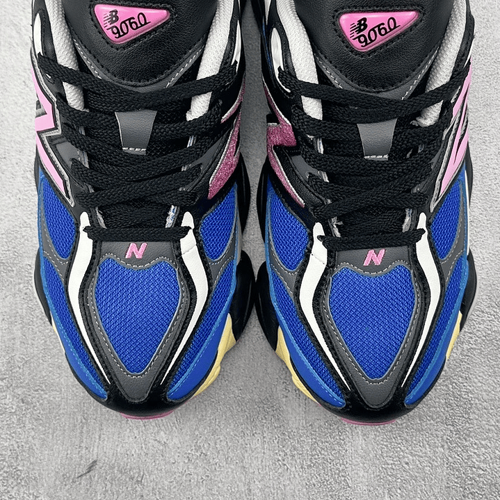 9060 Blue Oasis & Real Pink 3