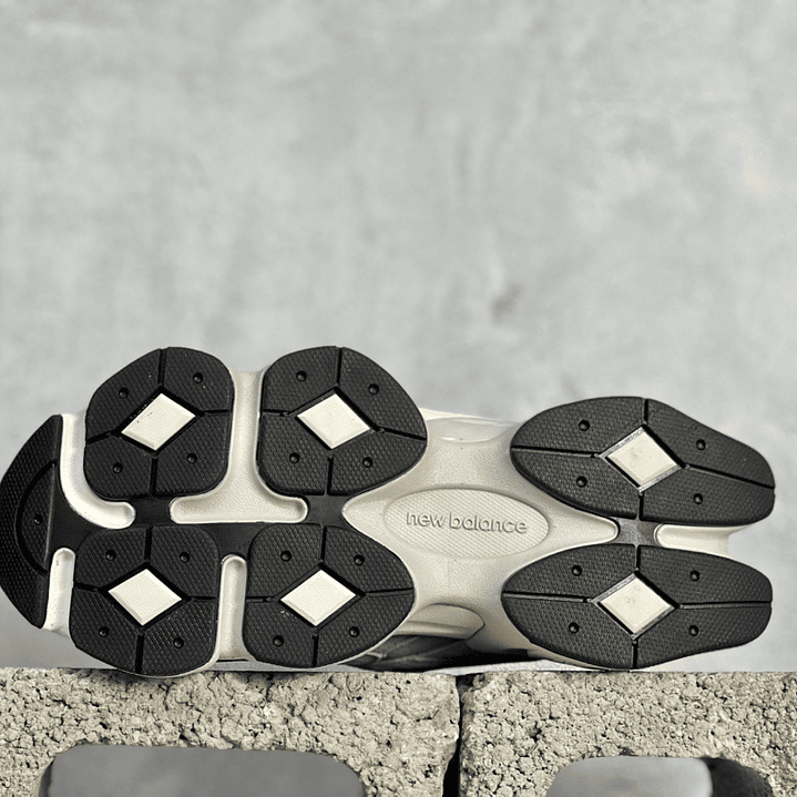 9060 Rain Cloud Lunar 5