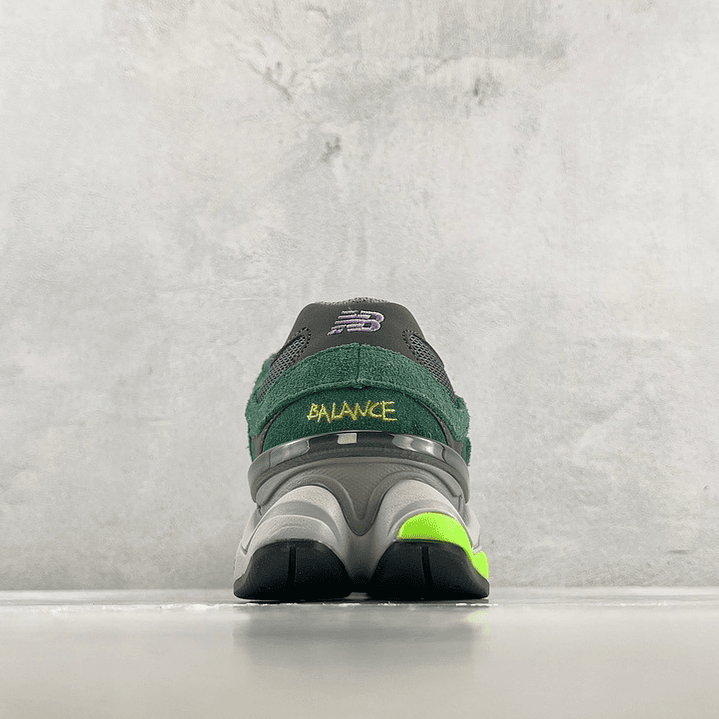 9060 Nightwatch Green 4