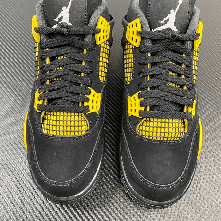 AJ4 Thunder 6