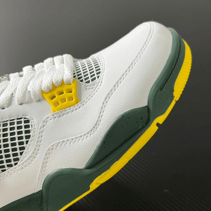 AJ4 Oregon Ducks Duckman 3