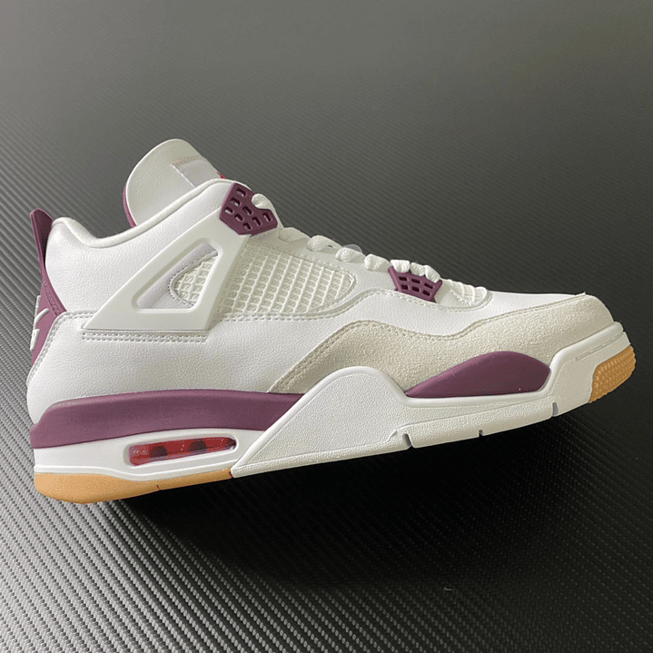 AJ4 Retro White Fuchsia 1