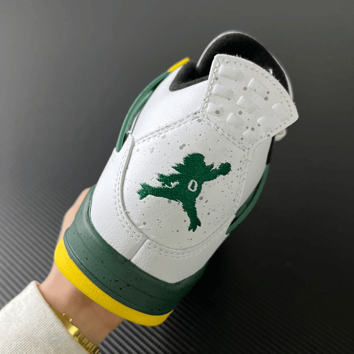 AJ4 Oregon Ducks Duckman 5