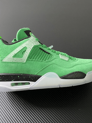 AJ4 Wahlburgers