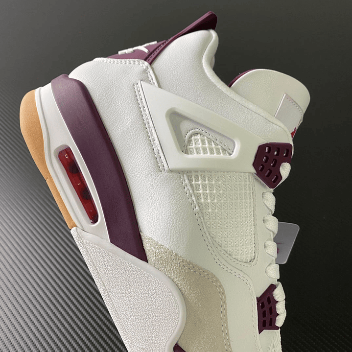 AJ4 Retro White Fuchsia 5