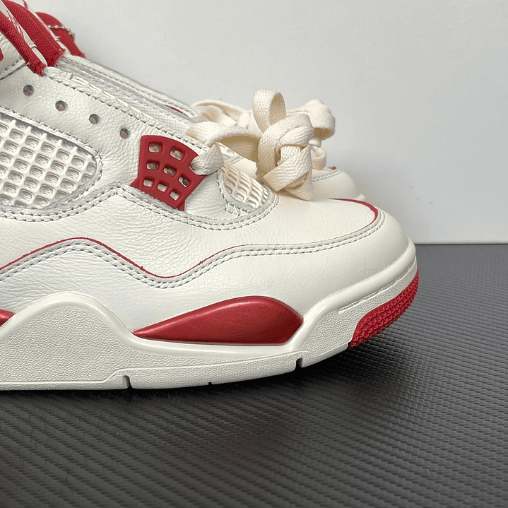 AJ4   'Valentine's Day' 9