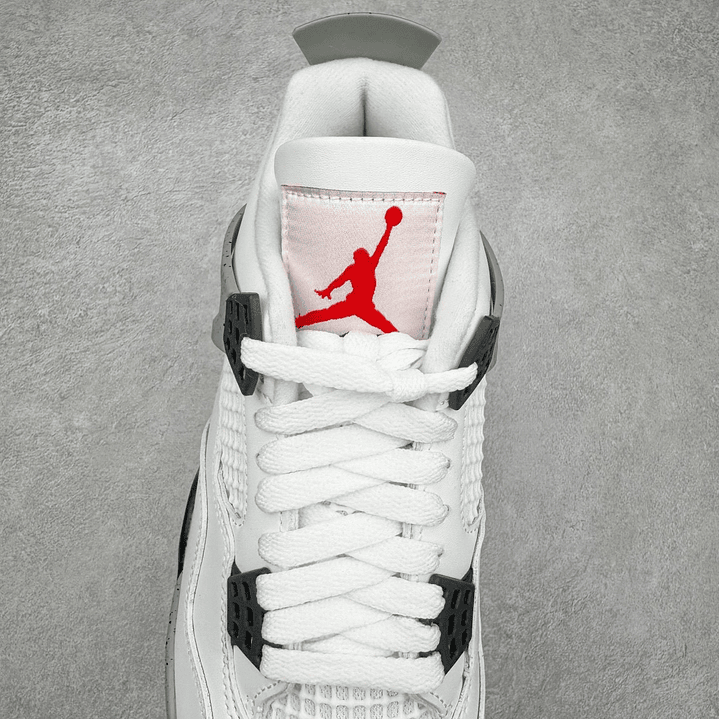 AJ4 Retro OG White Cement 4