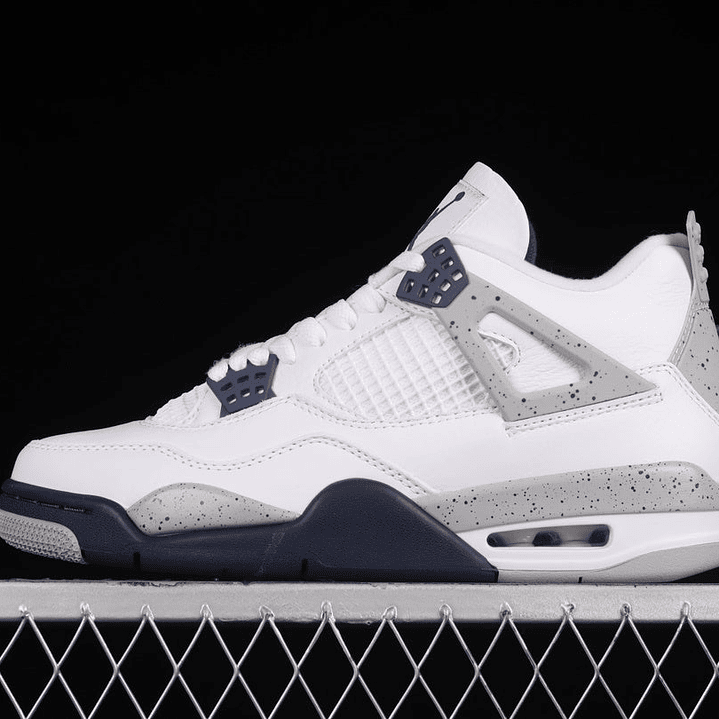 AJ4 Retro Midnight Navy 1