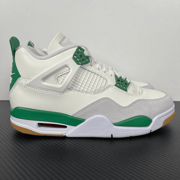 AJ4 Pine Green 1