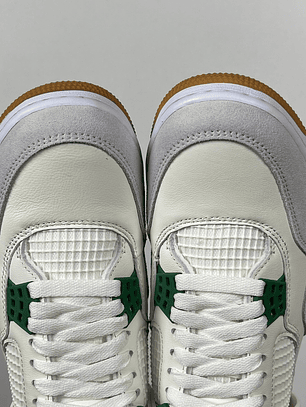 AJ4 Pine Green