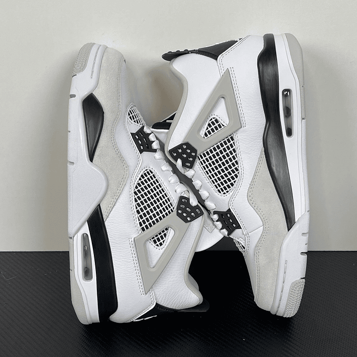 AJ4 Military Black 5