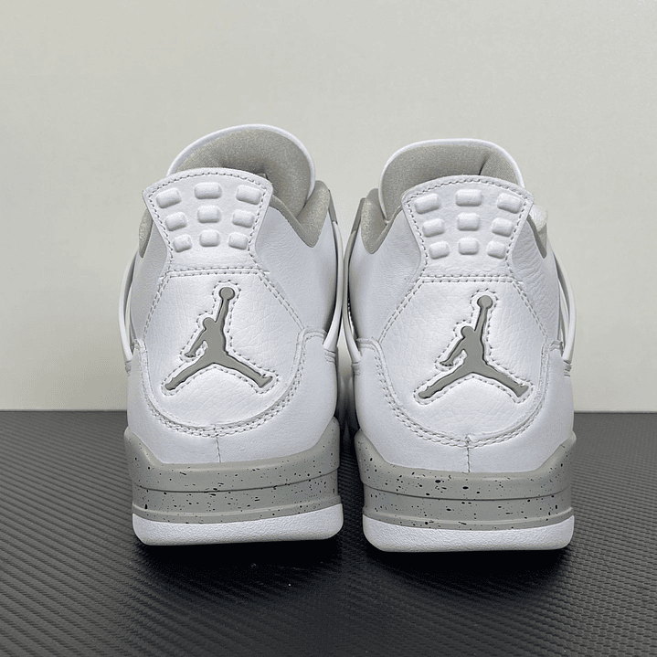 AJ4 Retro White Oreo 5