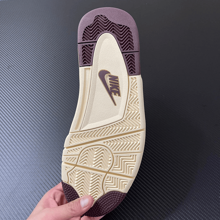 AJ4 A Ma Maniére While You Were Sleeping 4