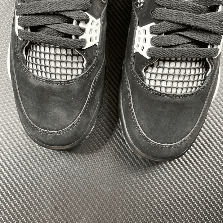 AJ4 Retro White Thunder 8