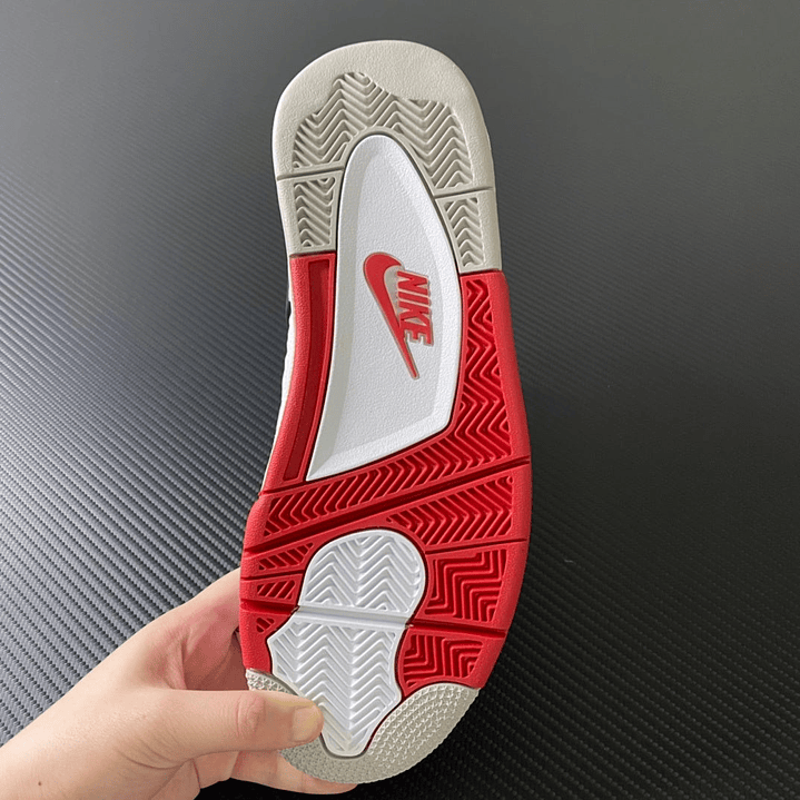 AJ4 Retro Fire Red 4