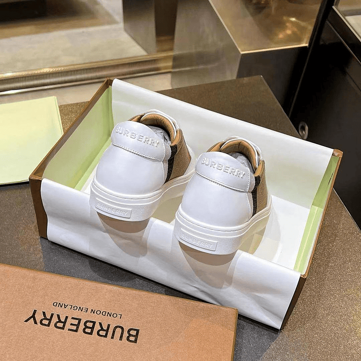 BB Salmond Check Low 6