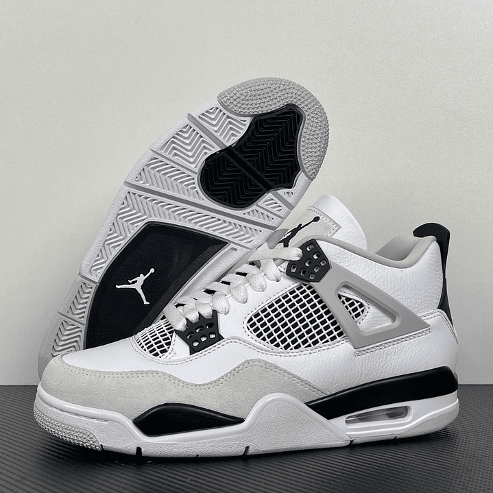 AJ4 Military Black 7