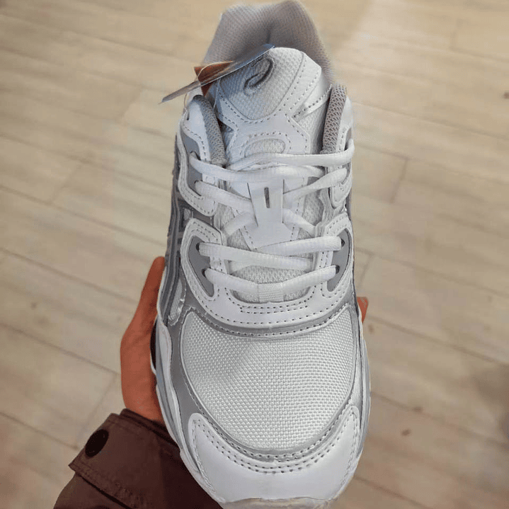 Asics Gel-Nyc Ice  4