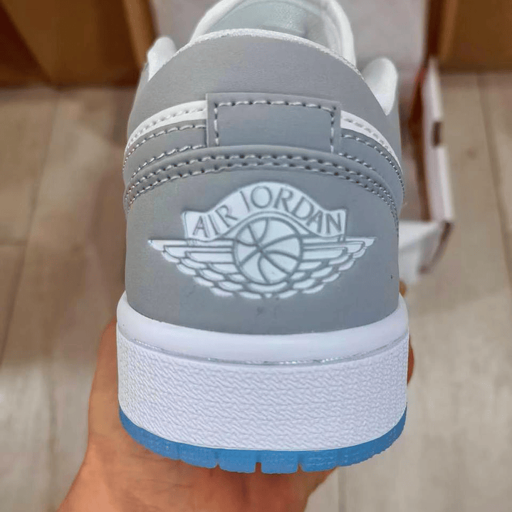 AJ1 Low Wolf Grey  4