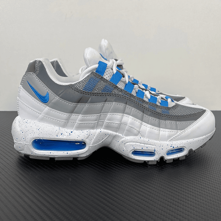 95  White Hyper Cobalt 6