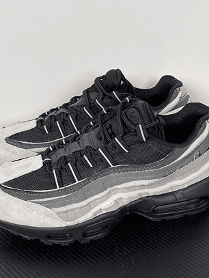 95 Comme des Garçons Black Grey