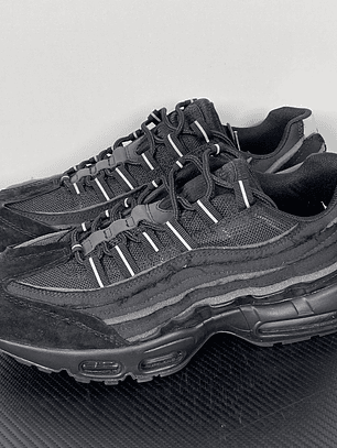 95 Comme des Garçons Black