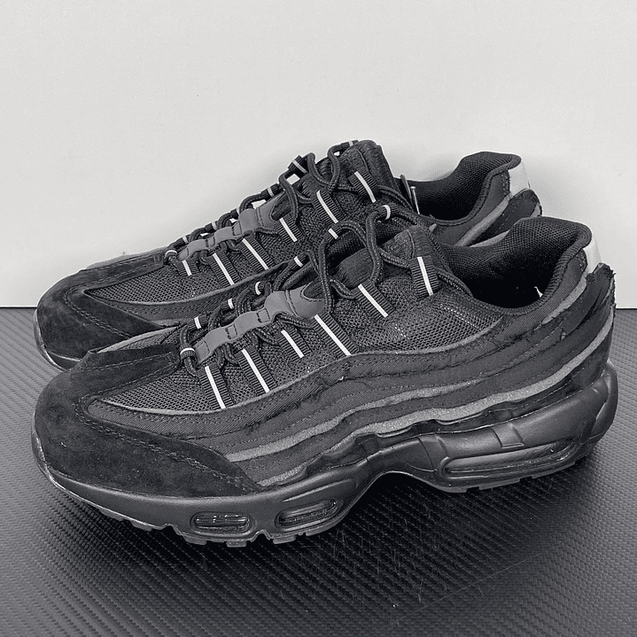 95 Comme des Garçons Black 1