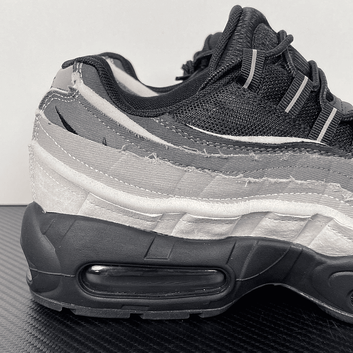 95 Comme des Garçons Black Grey 3