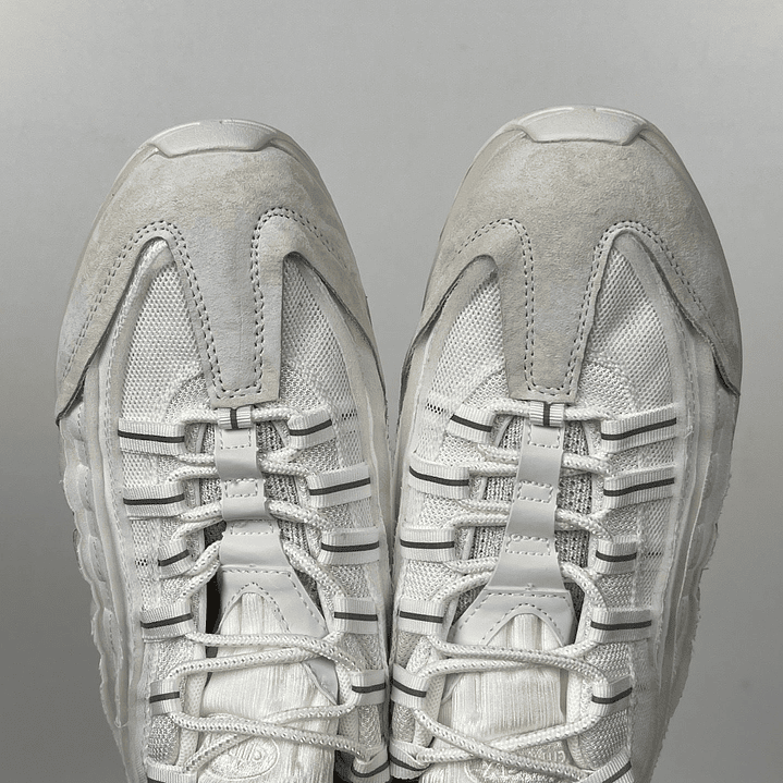 95 Comme des Garçons White 7