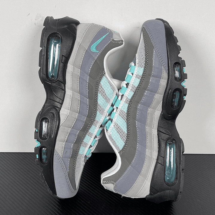 95 Hyper Turquoise 2