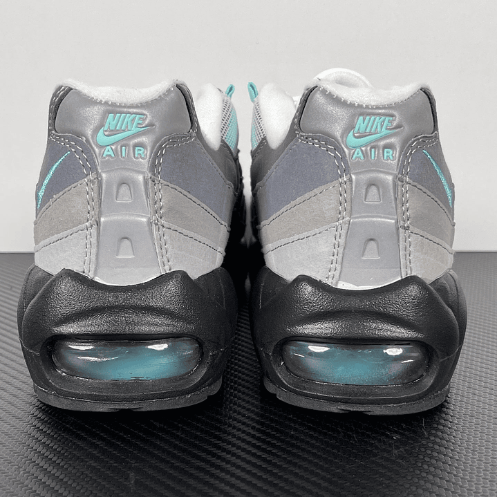 95 Hyper Turquoise 3