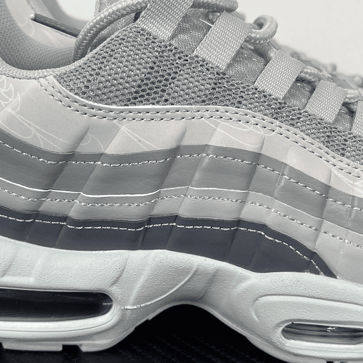 95 White Baby Blue Grey 2