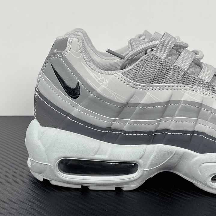 95 White Baby Blue Grey 7