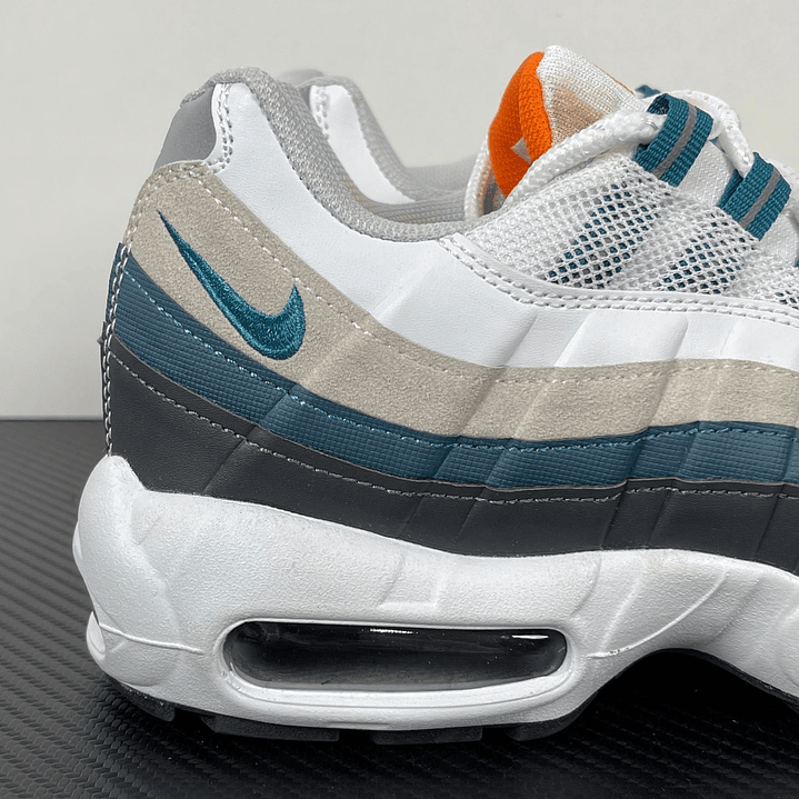 95 Blue White Marine 5