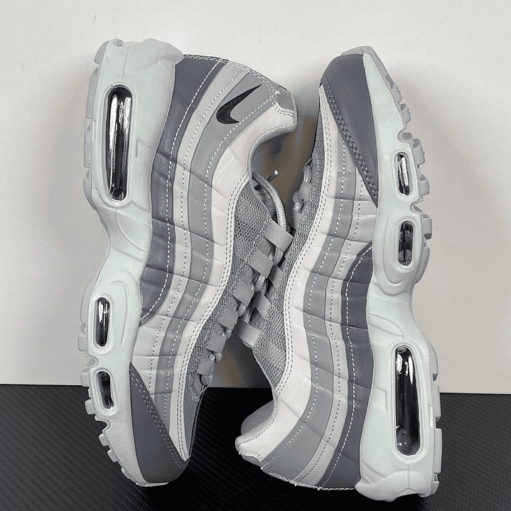 95 White Baby Blue Grey 9