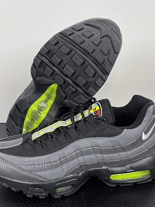 95 Neon Full BLack