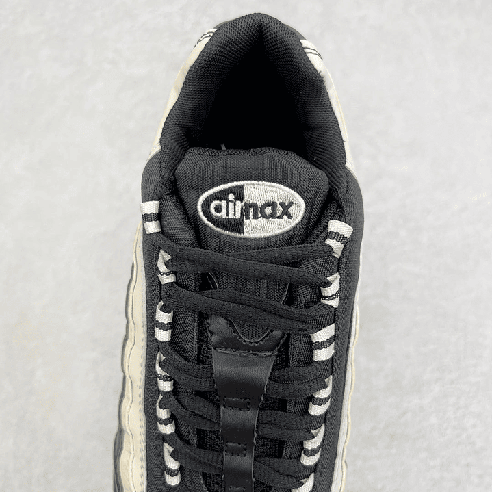 95 Black Champagne 6