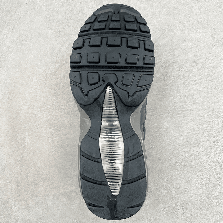 95 Black Metallic Silver 6