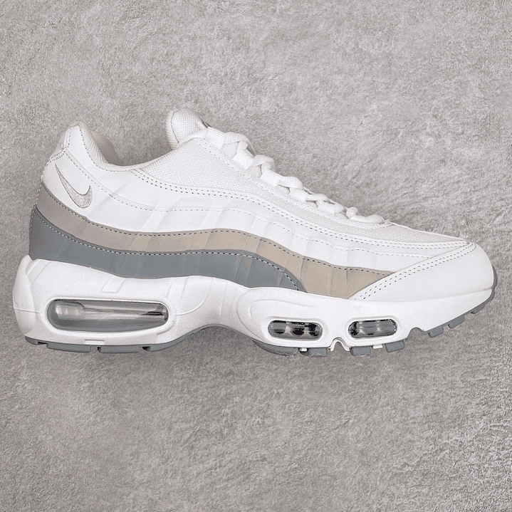 95 White Wolf Grey 1